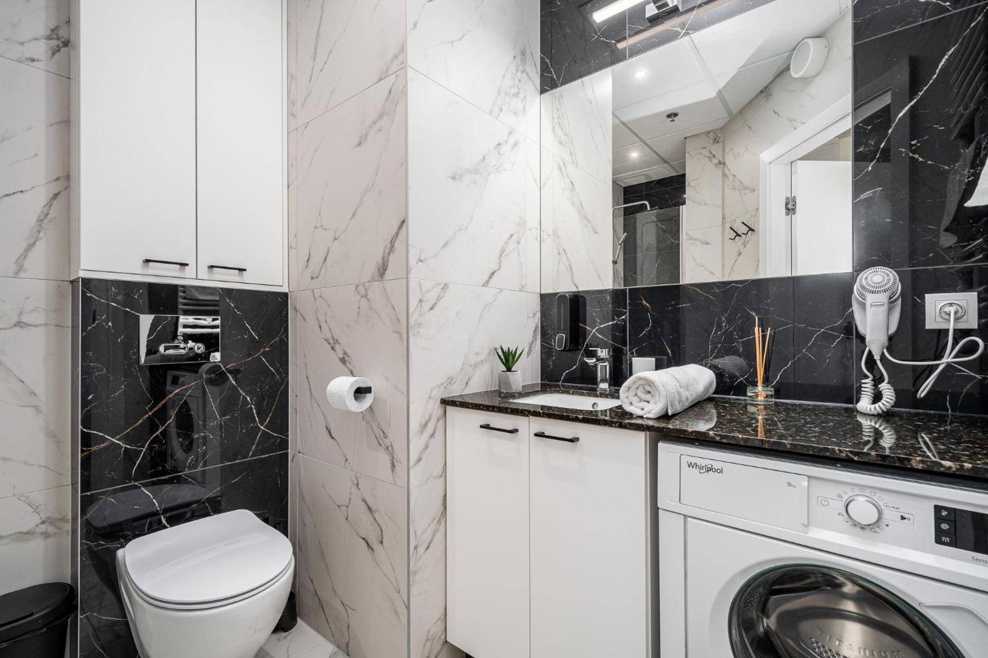 Warsview Apartments Варшава Экстерьер фото